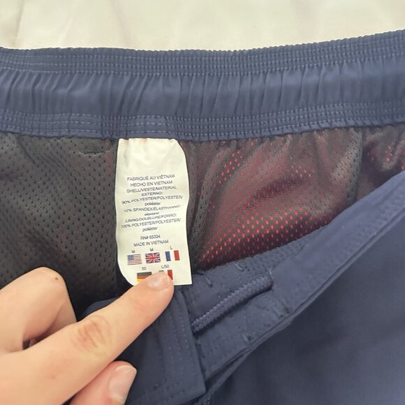 NWT Reebok Swim Trunks Mens Medium Blue Red Pull On Mesh Lining Back Zip Pocket - Picture 5 of 8